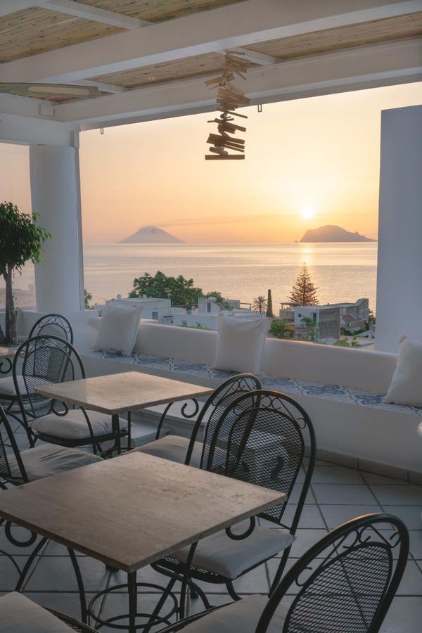 B&B Le Sette Vele Da Riccardo Санта-Марина-Салина Экстерьер фото
